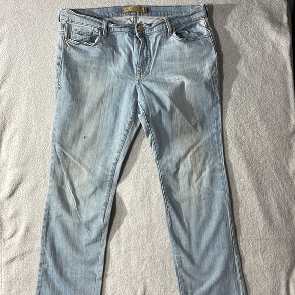 Old Navy Jeans - Picture 3 of 4